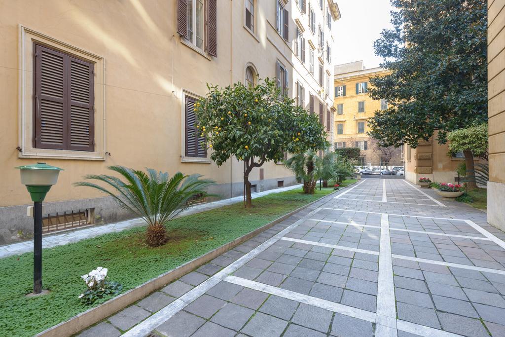 Rome Guest House Saint Peter Стая снимка